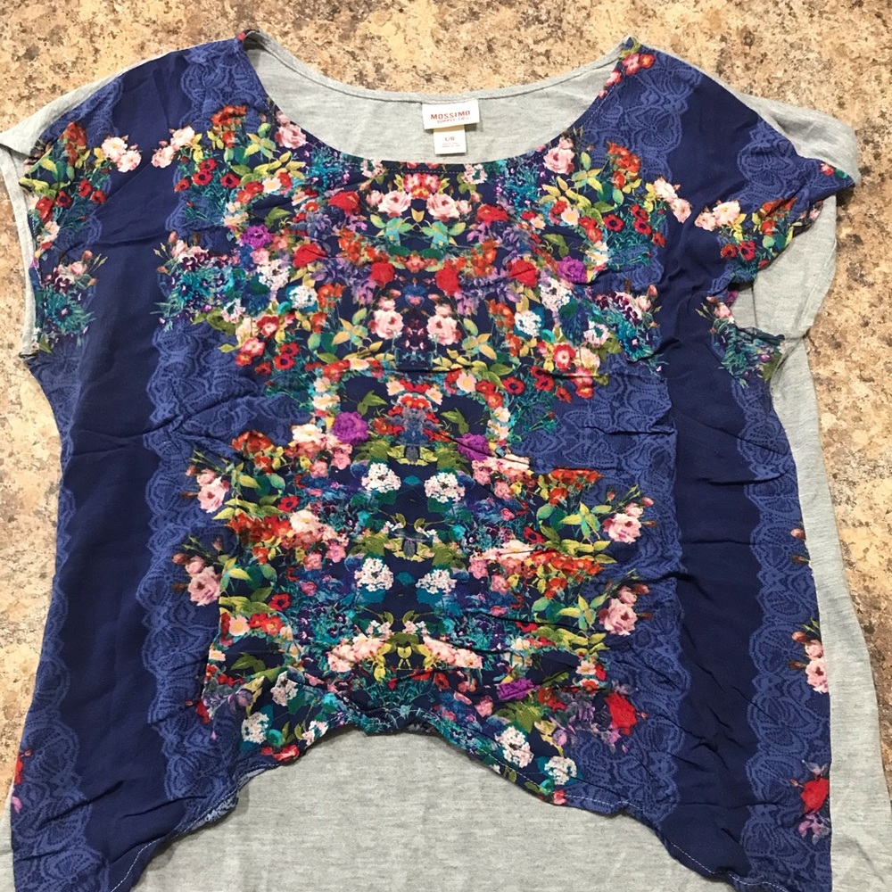Short-sleeves floral shitrt